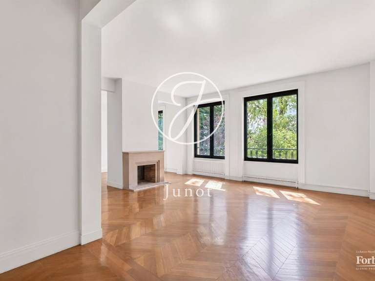 Apartment Paris 16e - 3 bedrooms - 119m²
