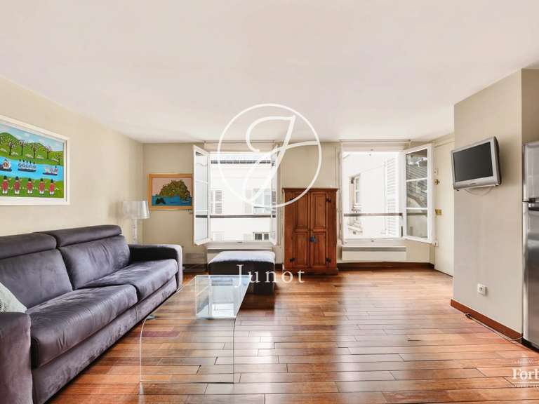 Appartement Paris 1er - 1 chambre - 39m²
