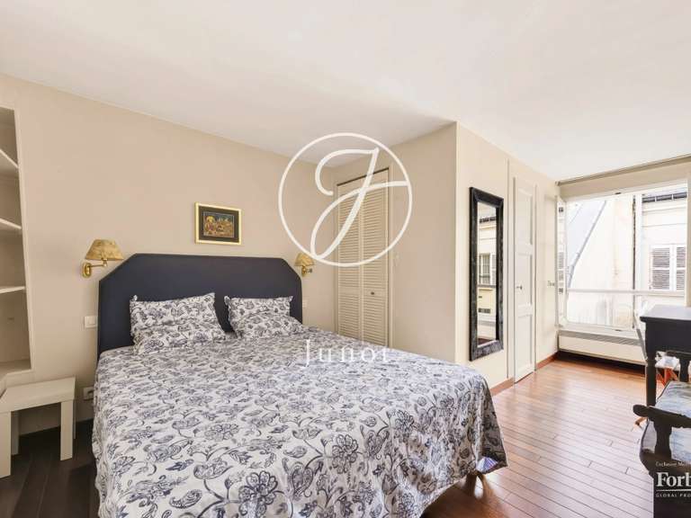 Appartement Paris 1er - 1 chambre - 39m²