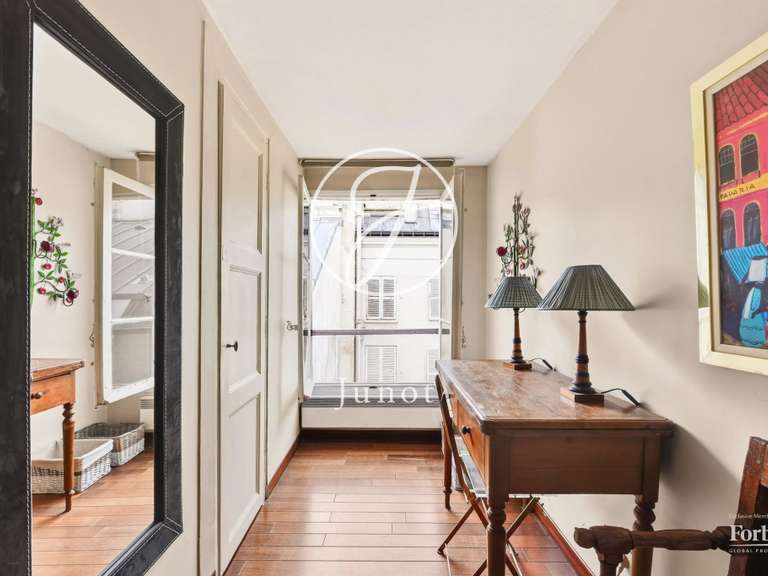 Appartement Paris 1er - 1 chambre - 39m²