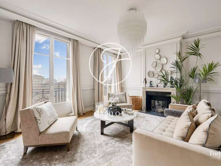 Appartement Paris 16e - 4 chambres - 212m²