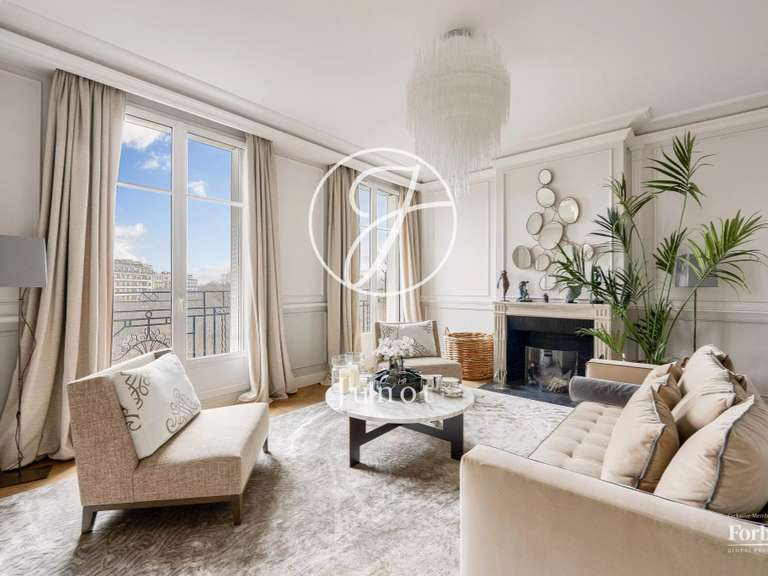 Apartment Paris 16e - 4 bedrooms - 212m²