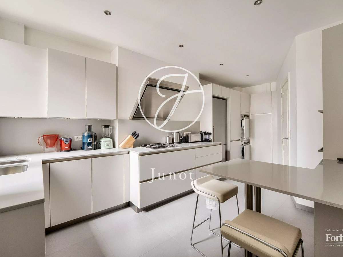 Appartement Paris 16e
