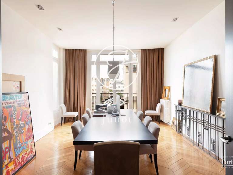 Appartement Paris 16e - 5 chambres - 388m²