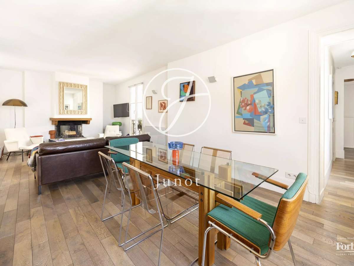Apartment Paris 3e