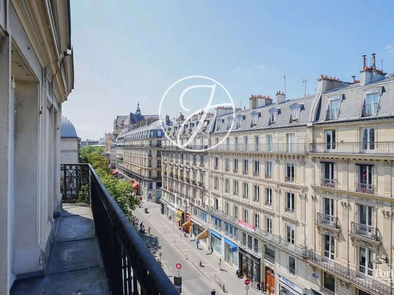 Appartement Paris 1er - 2 chambres - 109m²