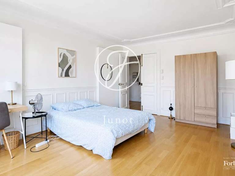 Appartement Paris 1er - 2 chambres - 109m²
