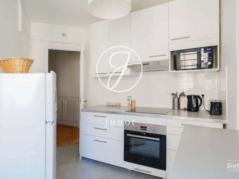 Appartement Paris 1er - 2 chambres - 109m²