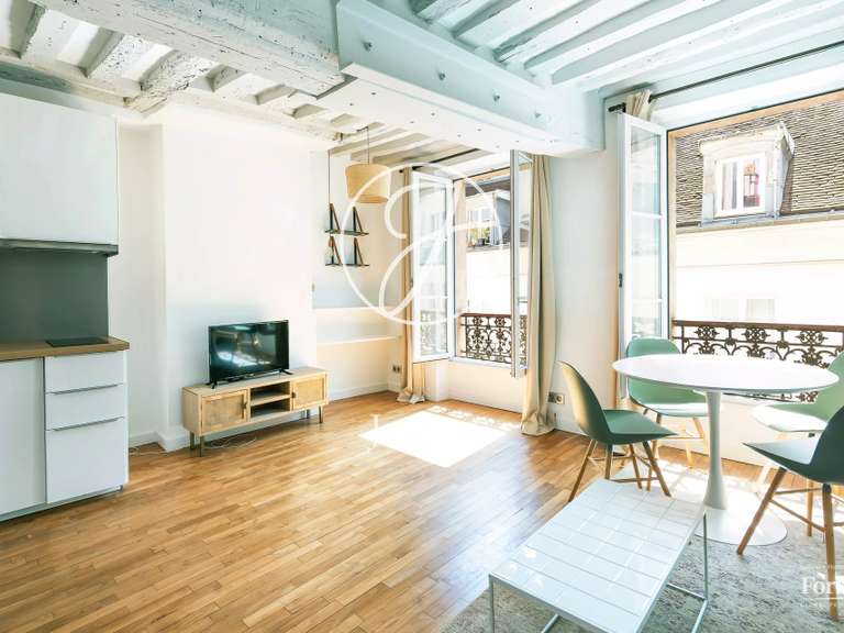Appartement Paris 3e - 28m²