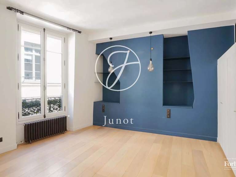 Appartement Paris 4e - 2 chambres - 75m²