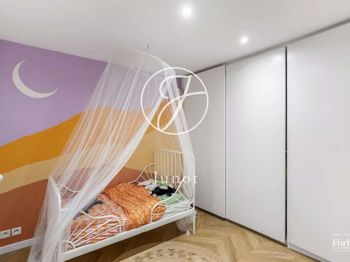 Apartment Paris 3e