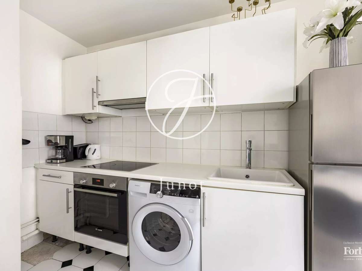 Apartment Paris 3e