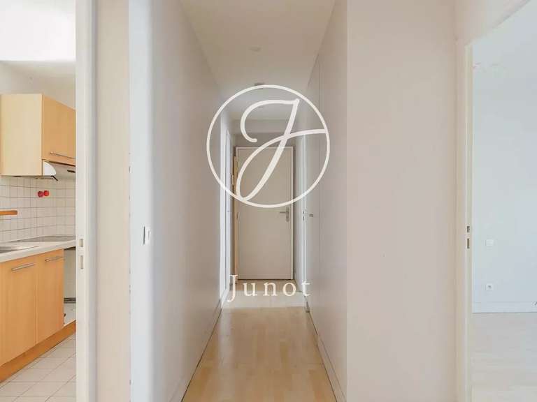 Apartment Paris 11e - 4 bedrooms - 103m²