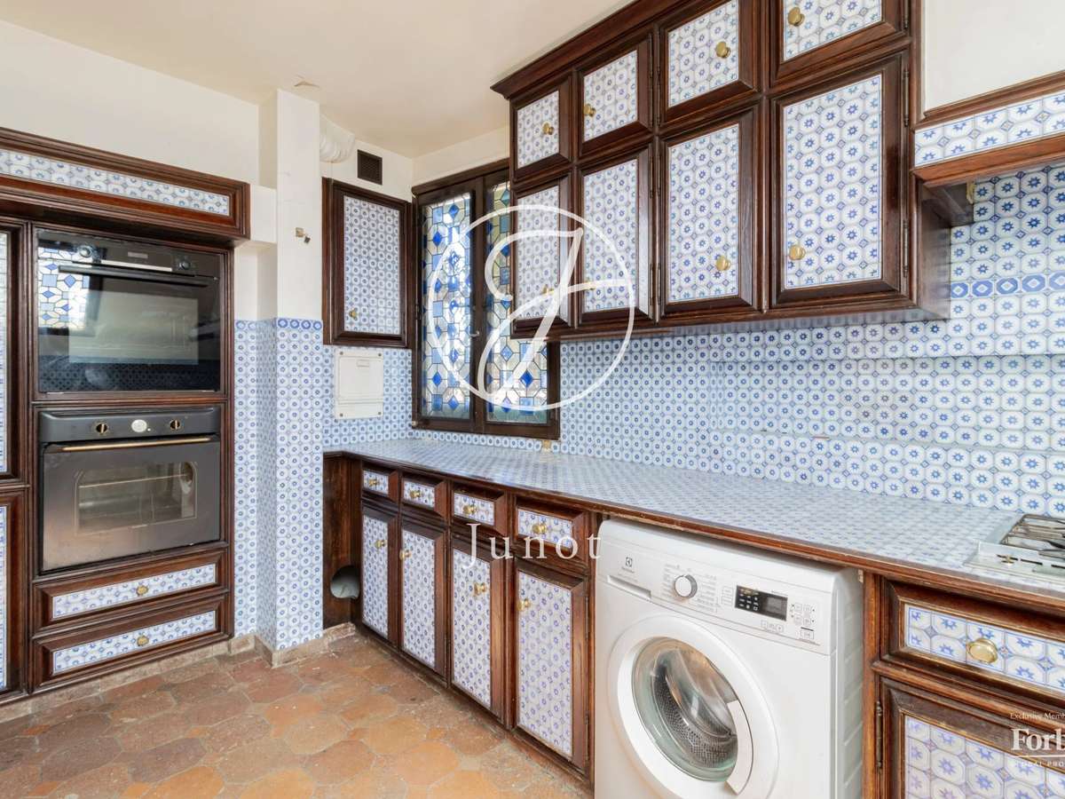 Apartment Paris 18e