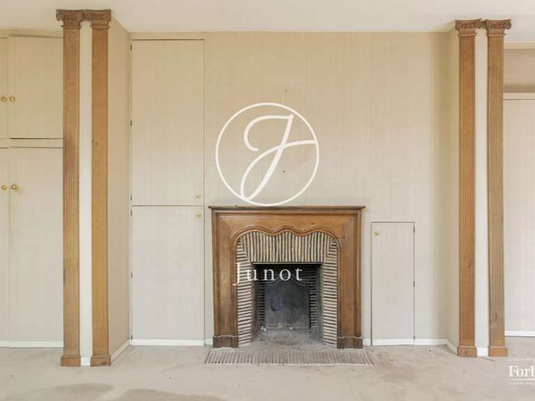 Apartment Paris 18e - 3 bedrooms - 115m²