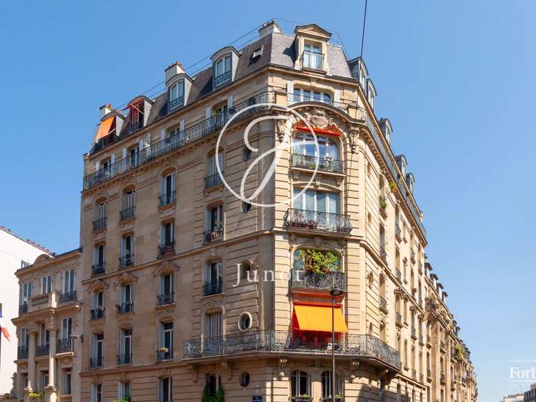 Appartement Paris 18e - 1 chambre - 57m²