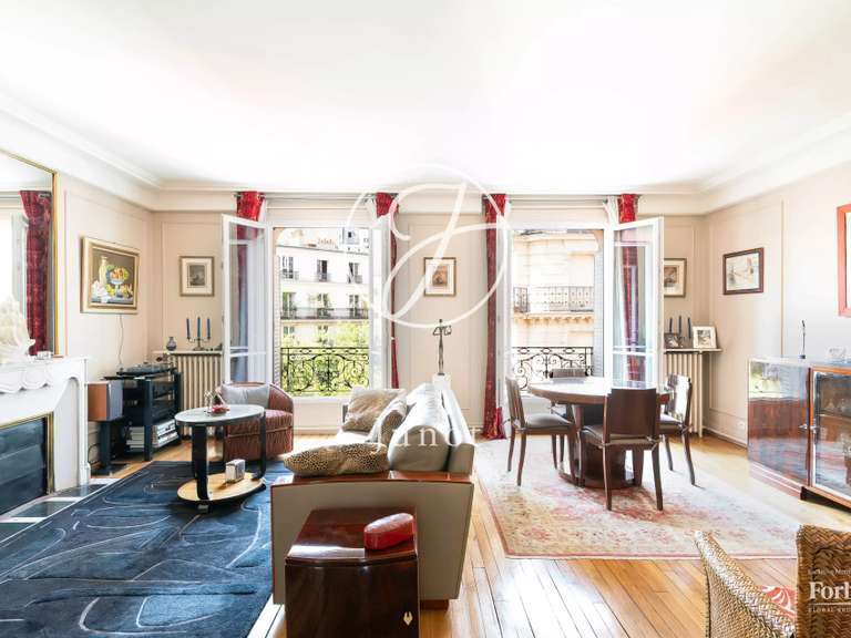 Appartement Paris 18e - 1 chambre - 57m²