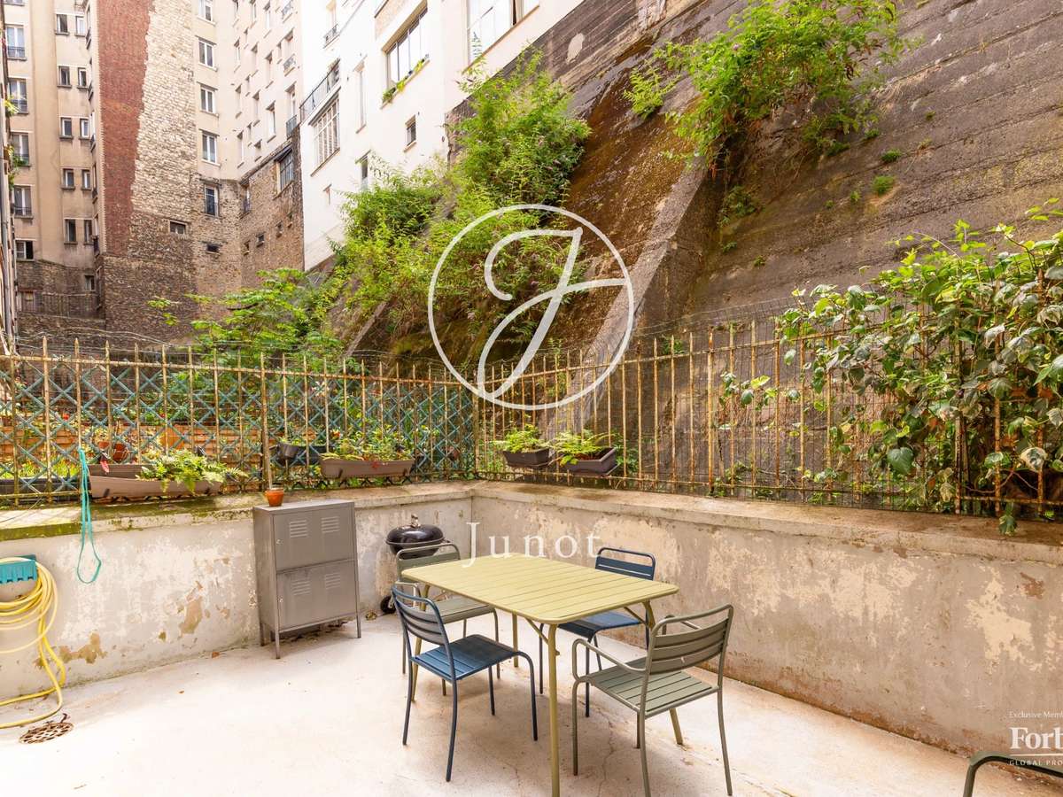 Apartment Paris 18e