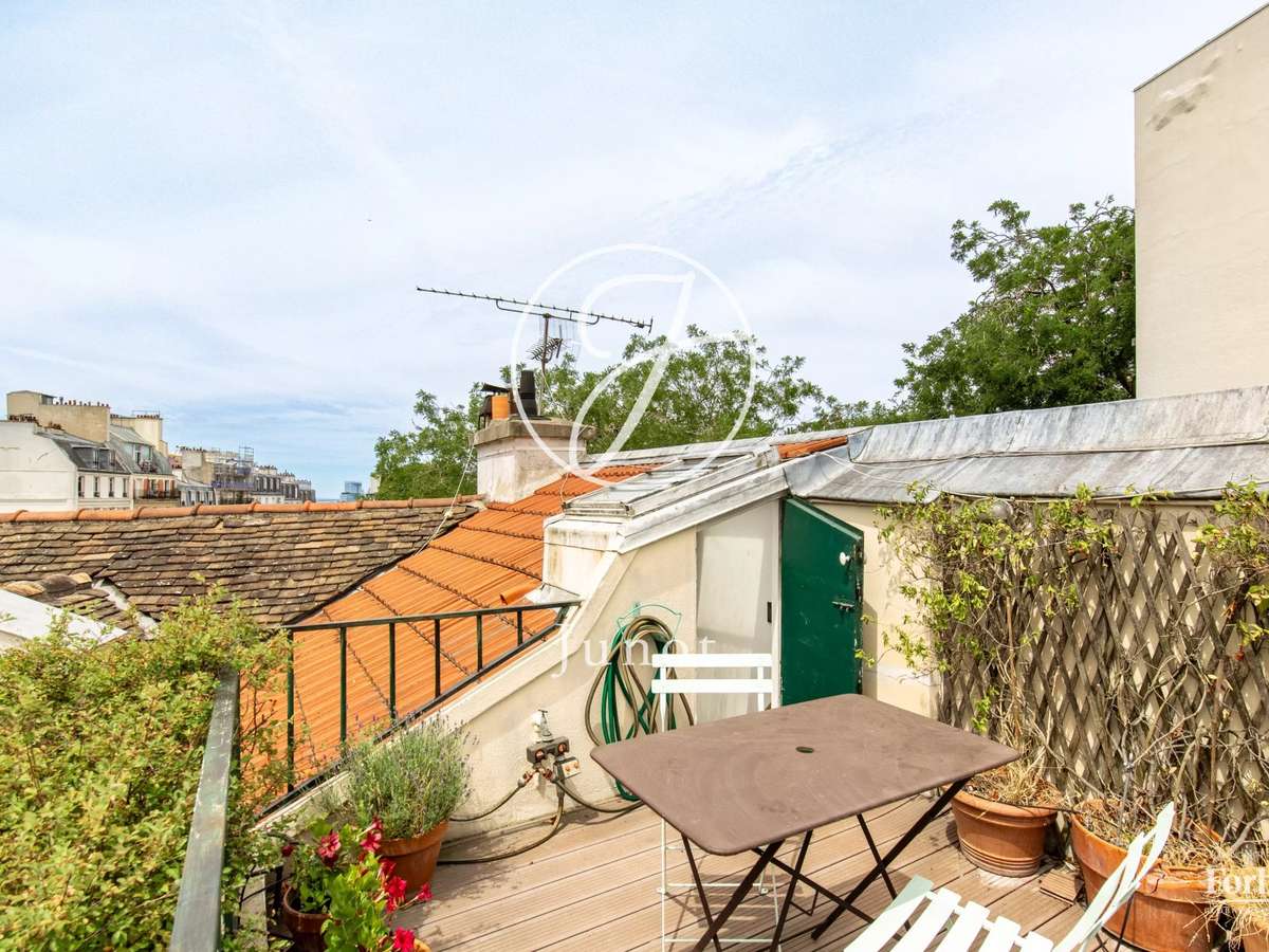 Apartment Paris 18e