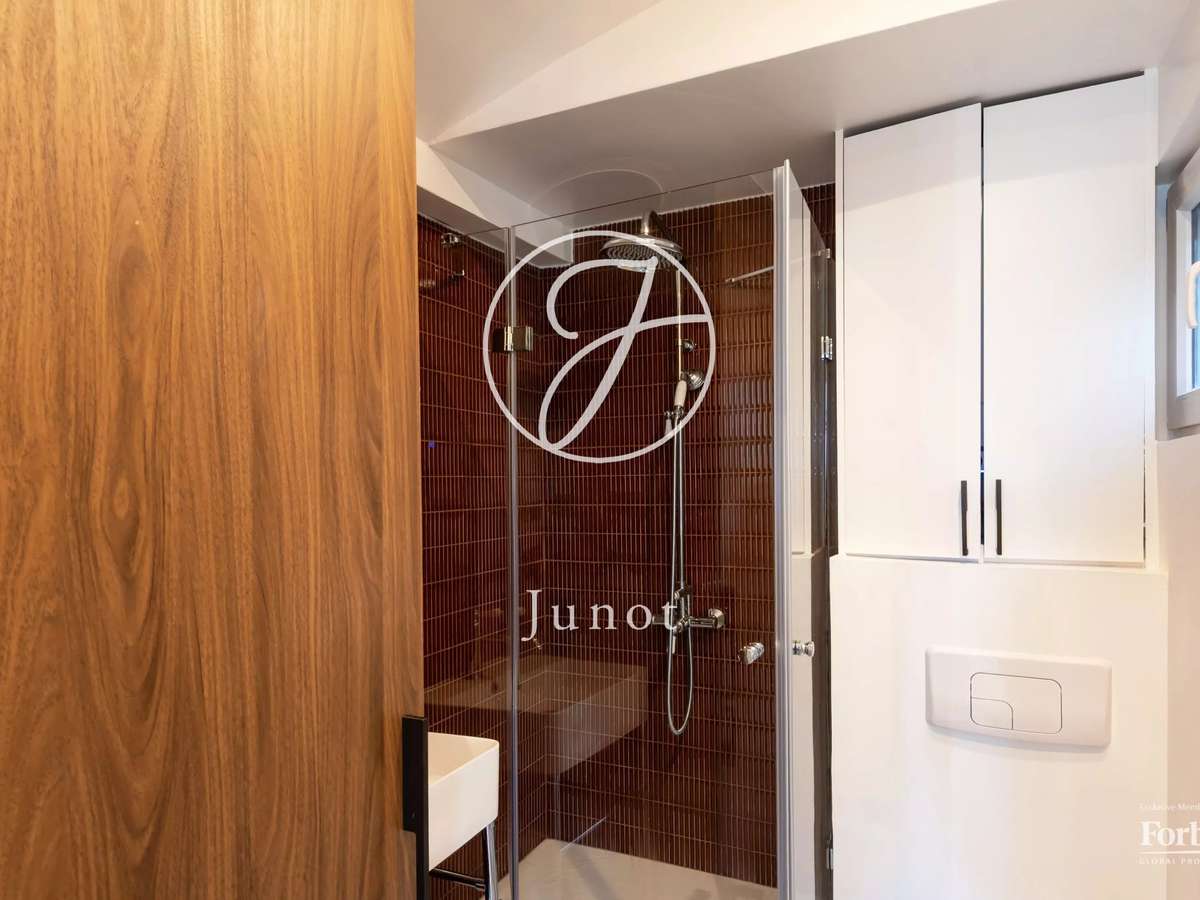 Apartment Paris 18e
