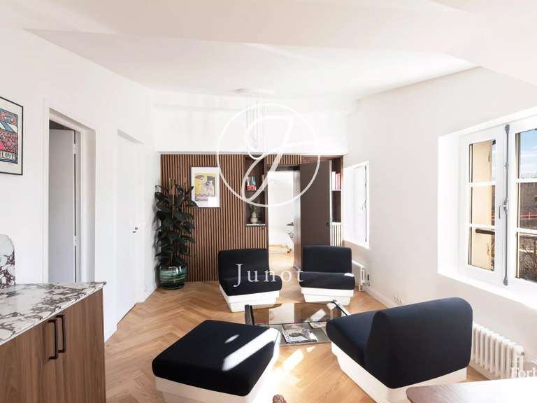 Appartement Paris 18e - 1 chambre - 47m²