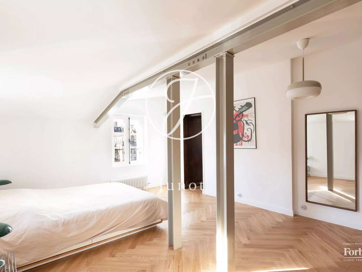Apartment Paris 18e