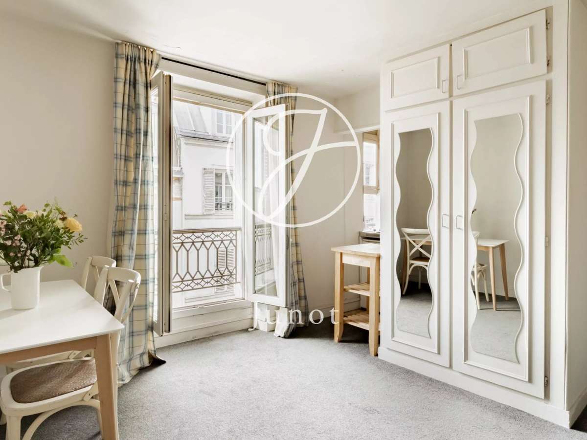 Apartment Paris 18e