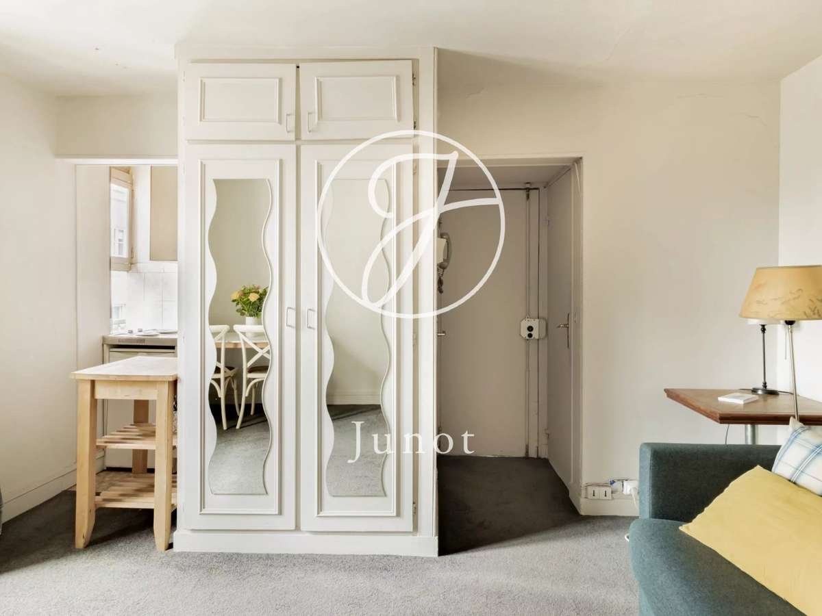 Apartment Paris 18e