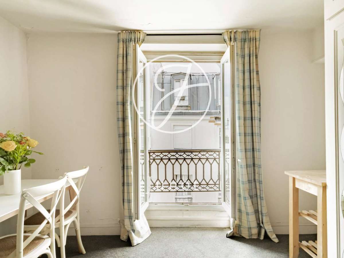 Apartment Paris 18e