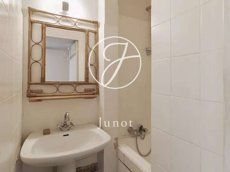 Appartement Paris 18e - 20m²