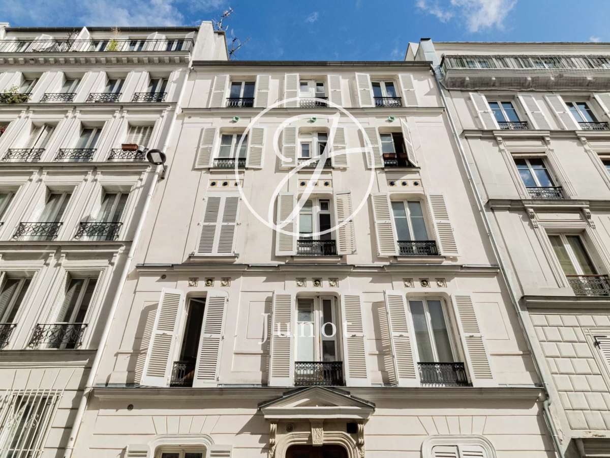 Apartment Paris 18e