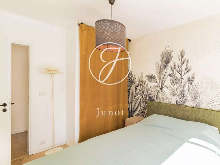 Appartement Paris 17e - 2 chambres - 59m²