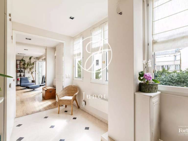 Appartement Paris 17e - 4 chambres - 176m²