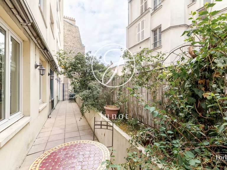 Appartement Paris 17e - 4 chambres - 176m²