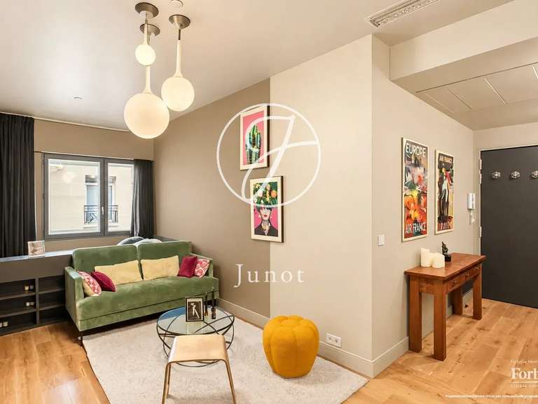 Appartement Paris 8e - 29m²