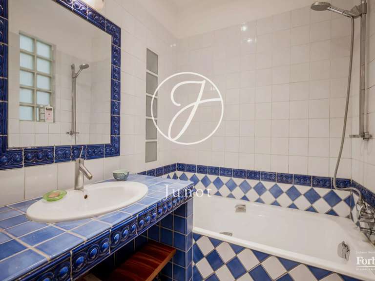 Appartement Paris 8e - 4 chambres - 177m²