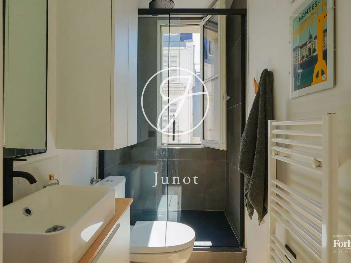 Apartment Paris 17e