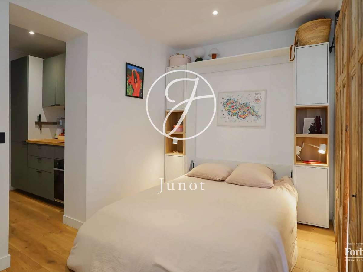 Apartment Paris 17e