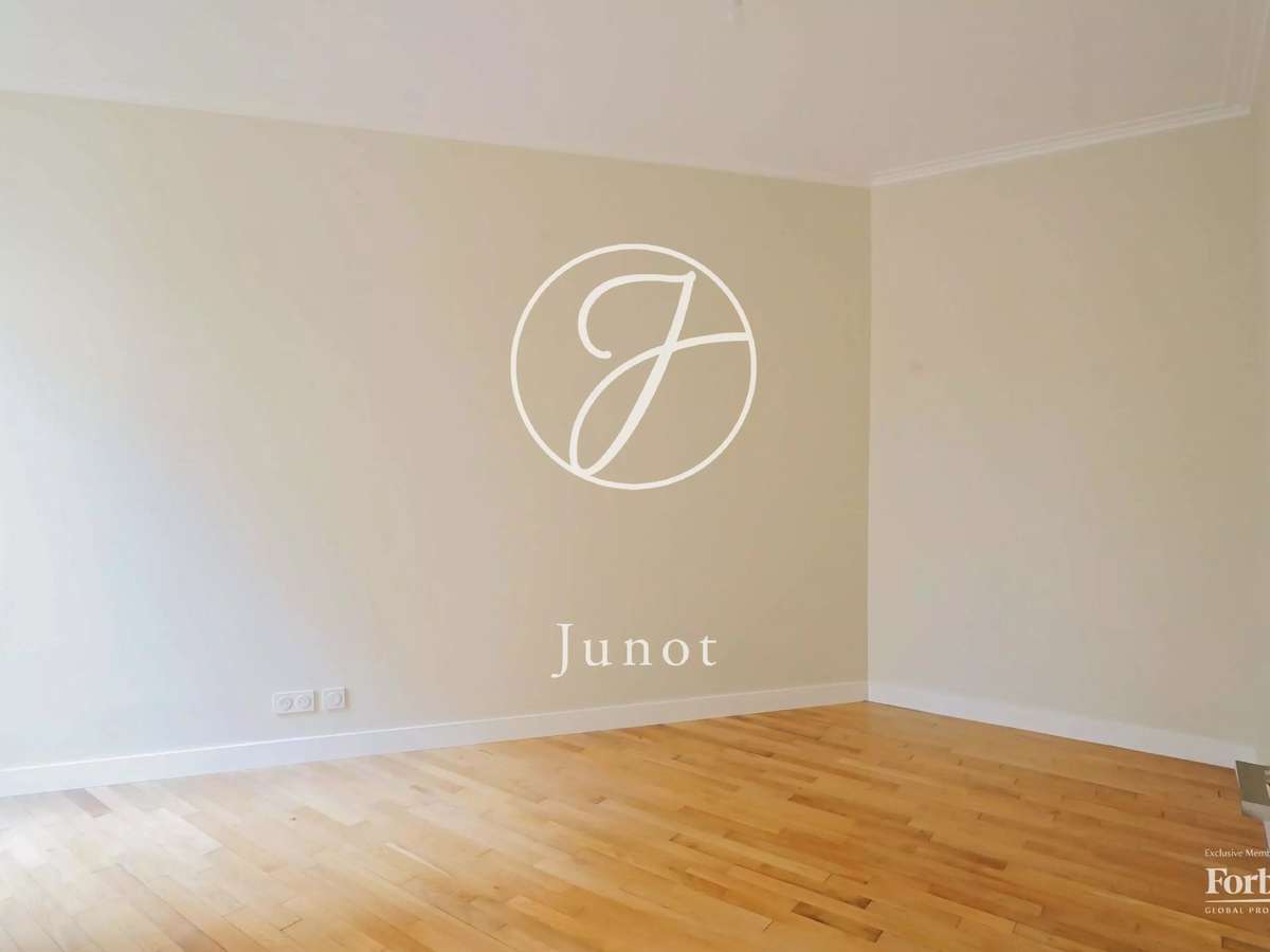 Apartment Paris 17e