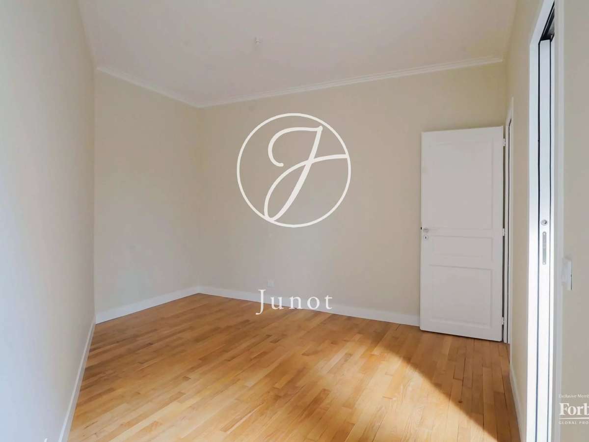 Apartment Paris 17e