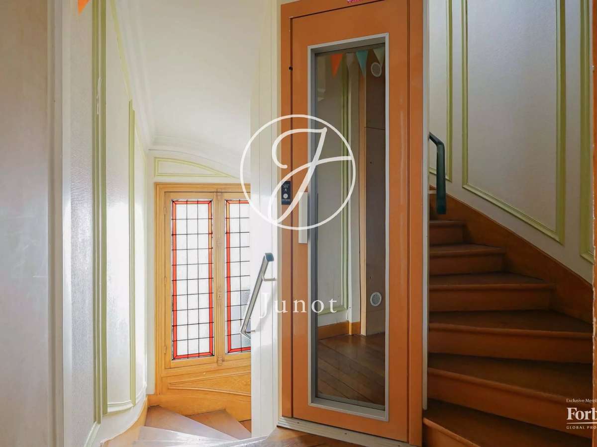 Apartment Paris 17e