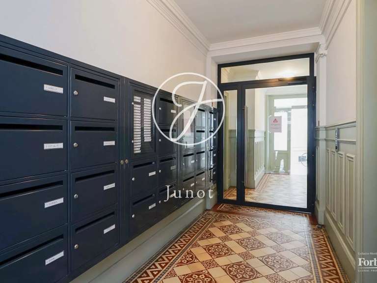 Appartement Paris 17e - 2 chambres - 60m²