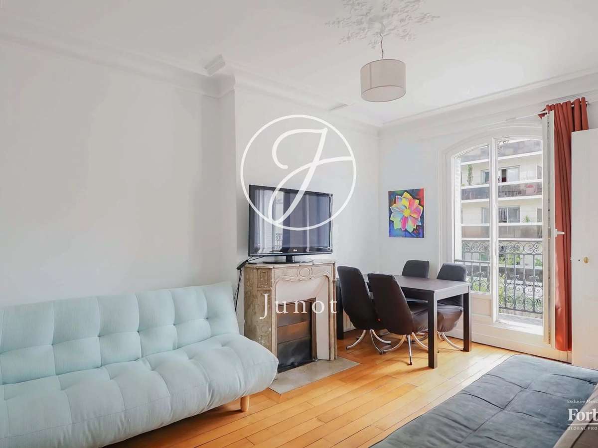Apartment Paris 17e