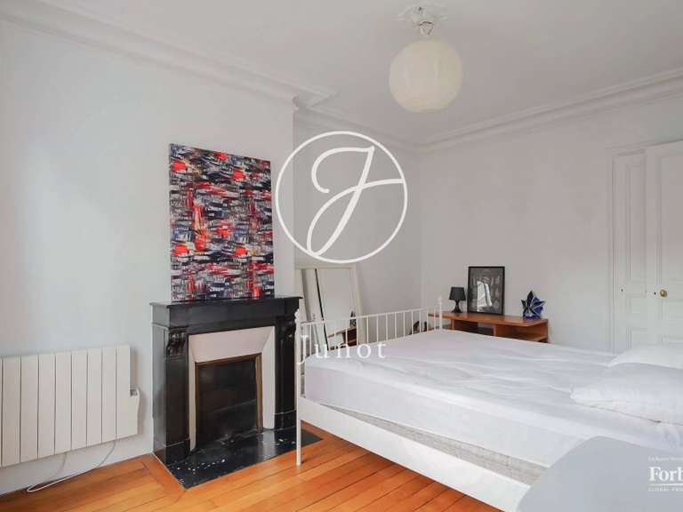 Appartement Paris 17e - 2 chambres - 60m²