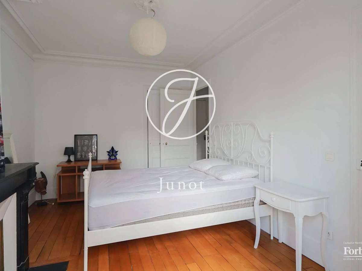 Apartment Paris 17e