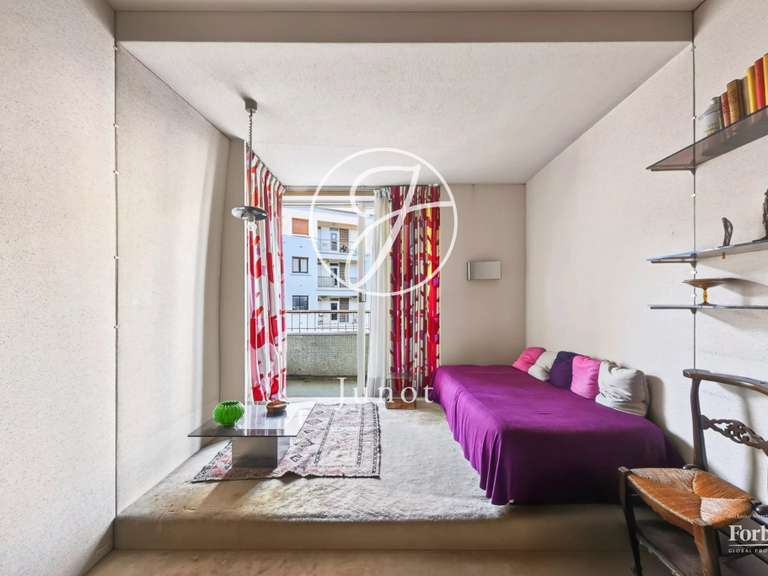 Appartement Paris 16e - 3 chambres - 154m²
