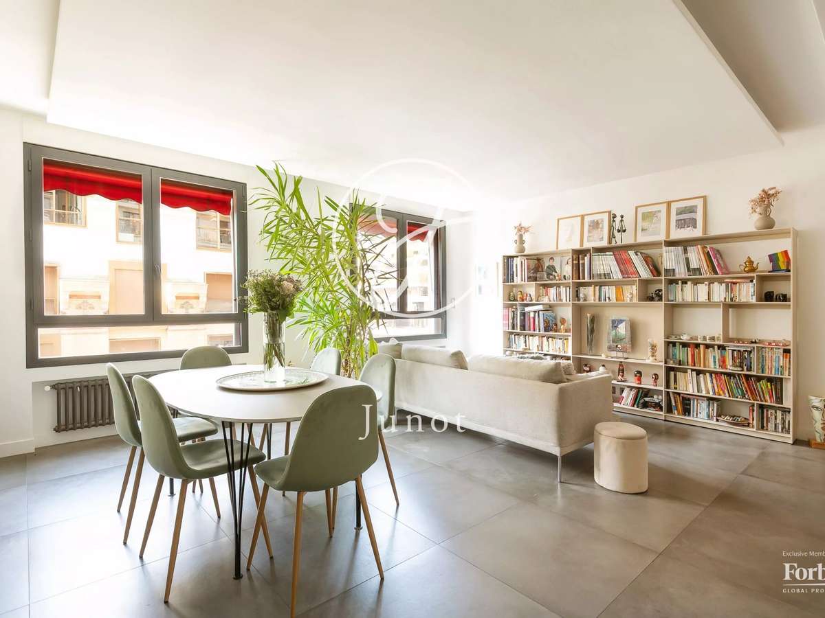 Apartment Paris 16e