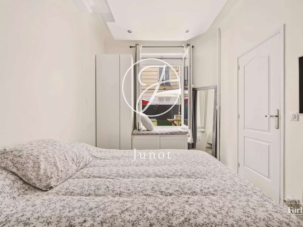 Apartment Paris 16e