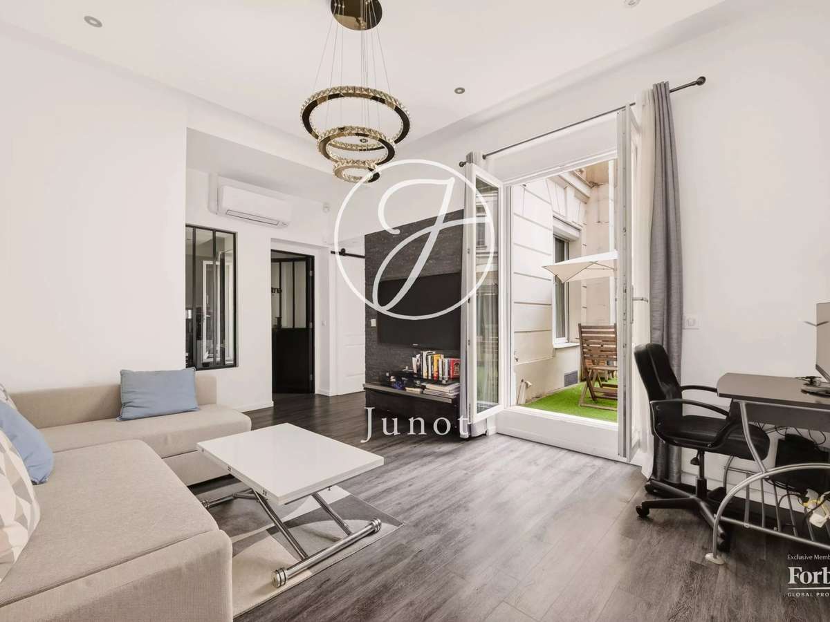 Apartment Paris 16e