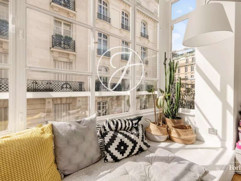 Appartement Paris 16e - 3 chambres - 145m²